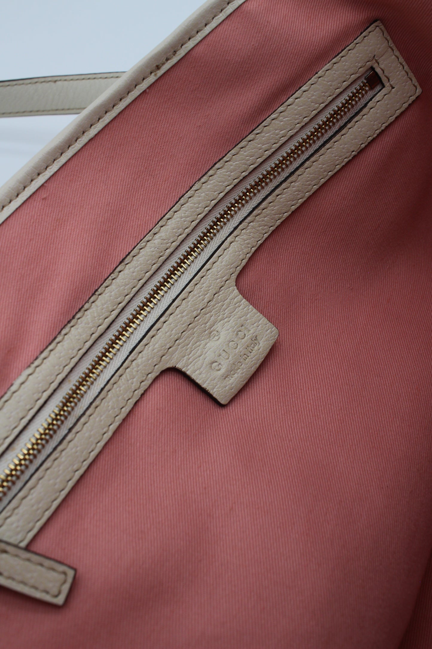 Gucci Sherry Line Tote Bag