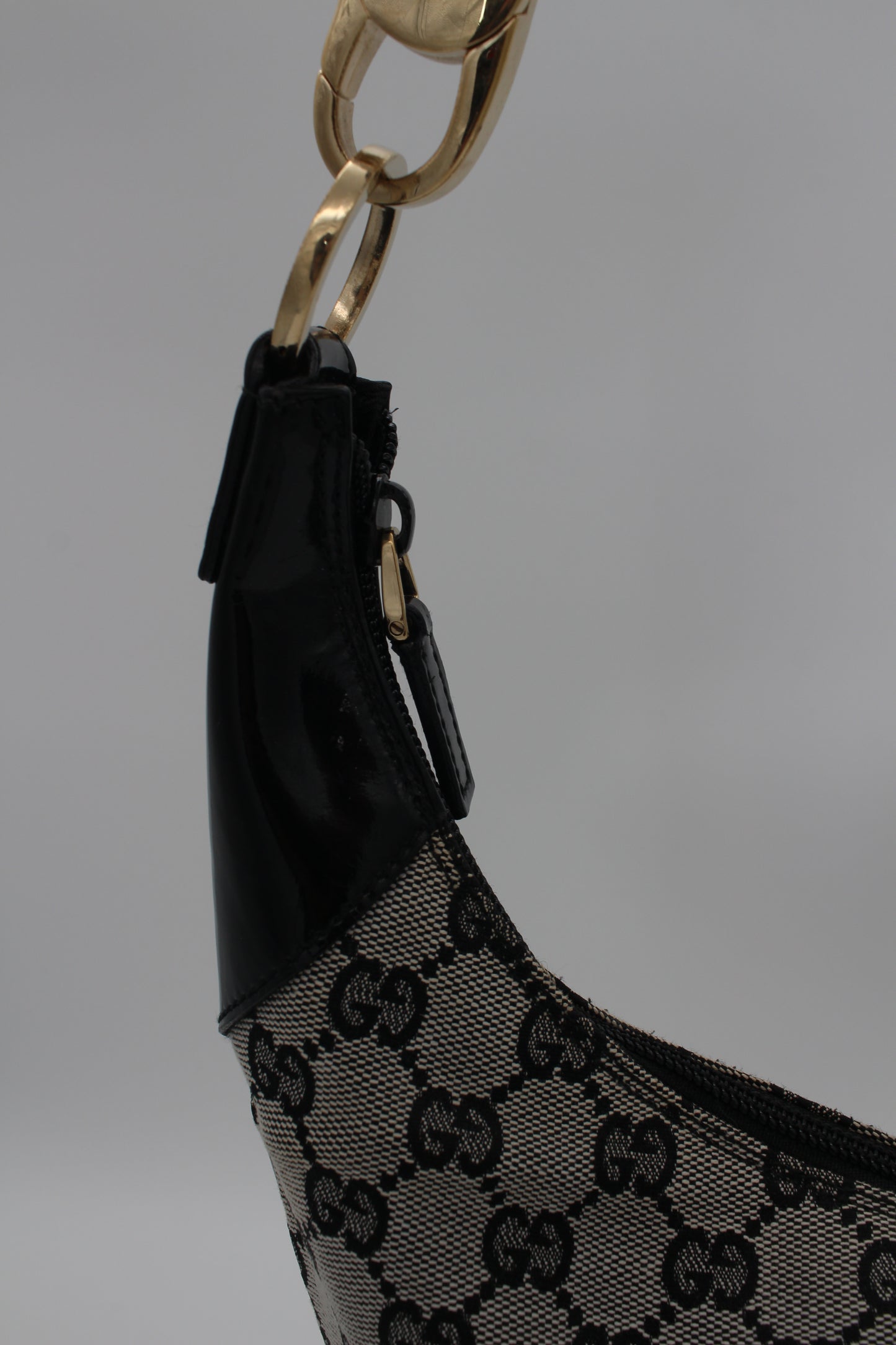 Gucci Shoulder Bag