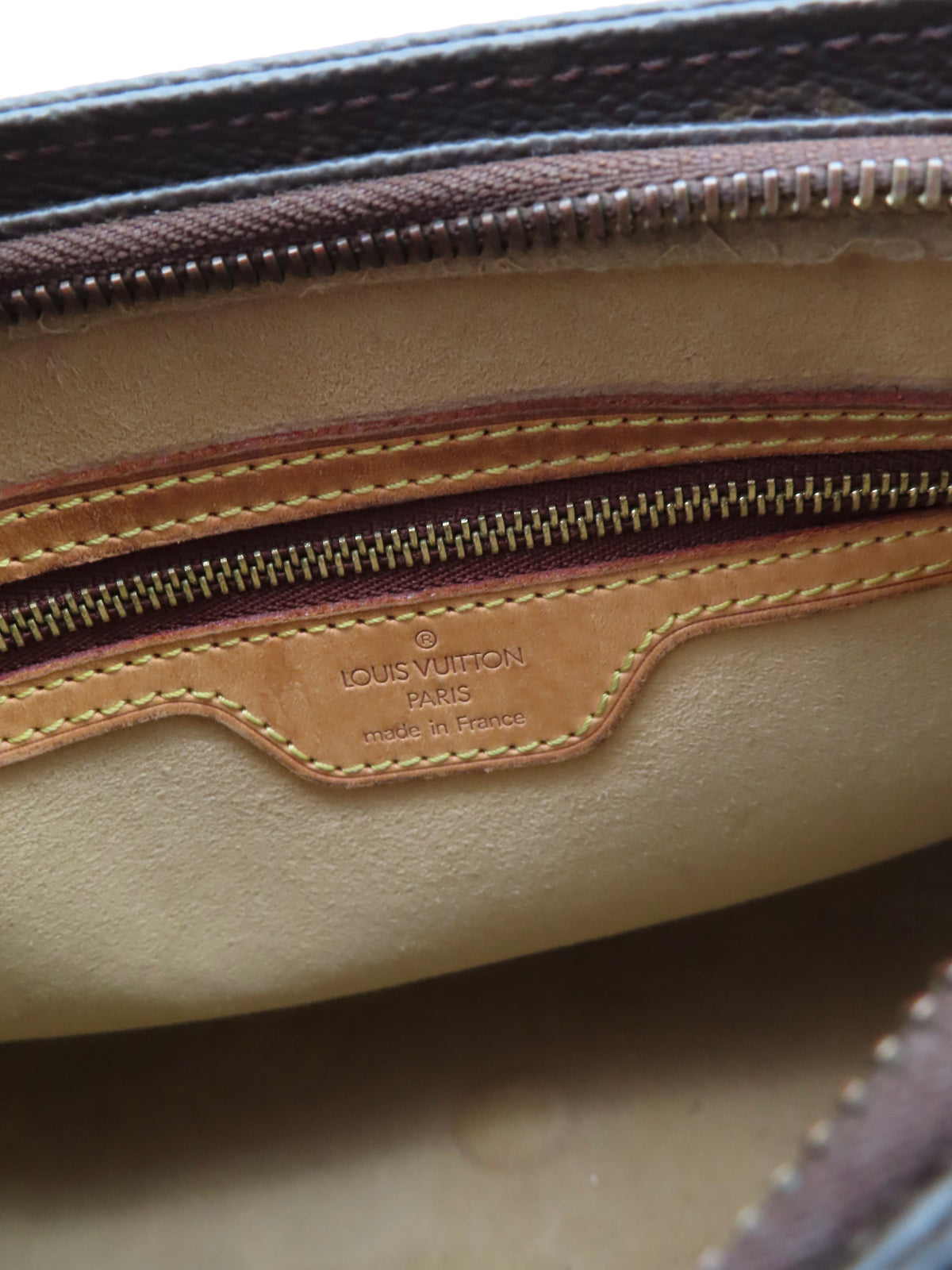 Louis Vuitton Looping MM