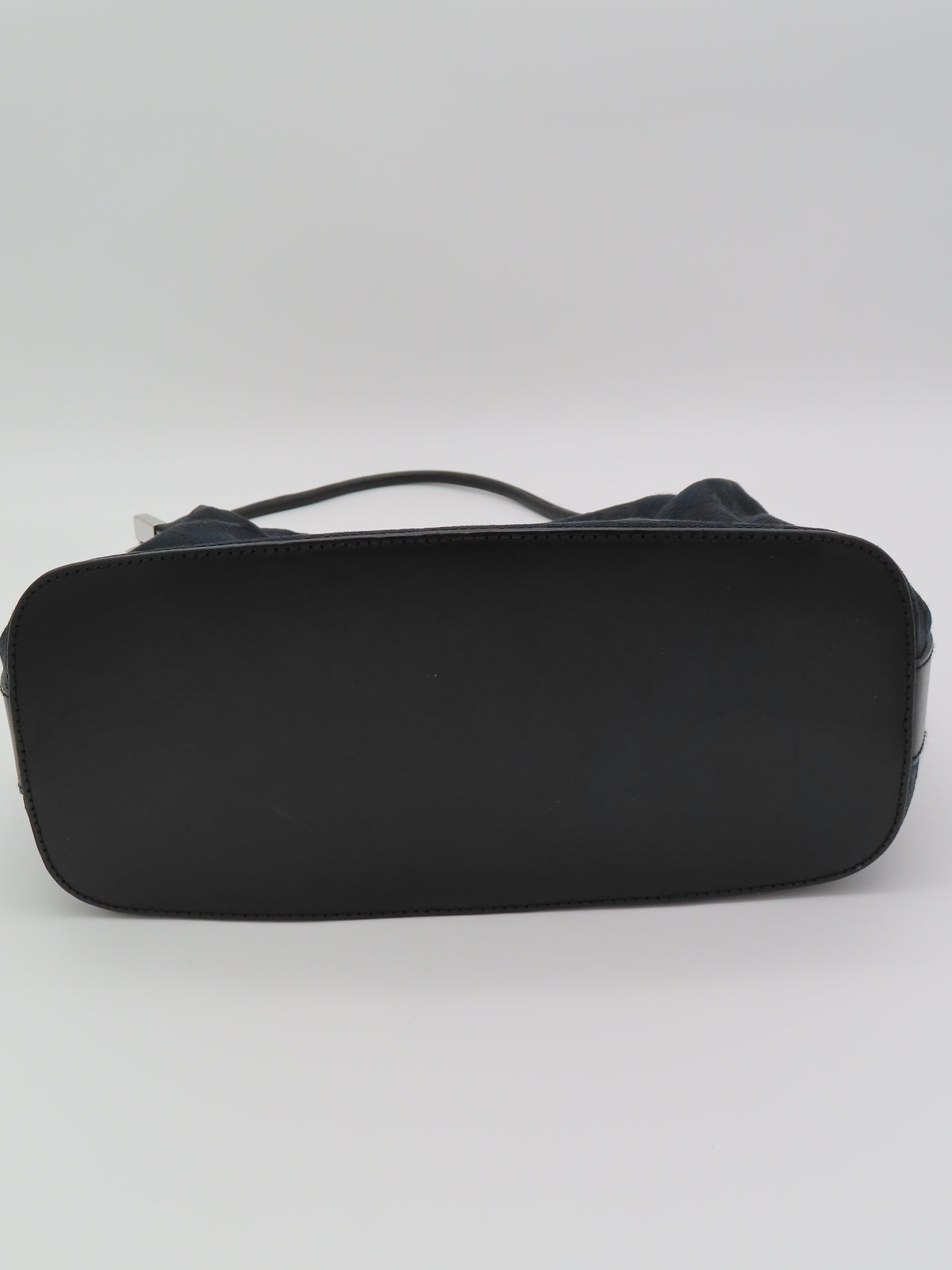 Gucci Hobo Clasp