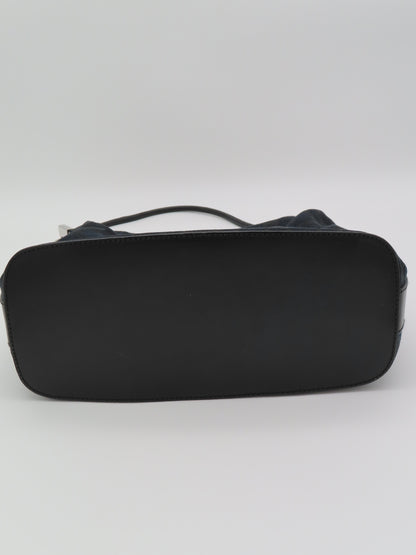 Gucci Hobo Clasp