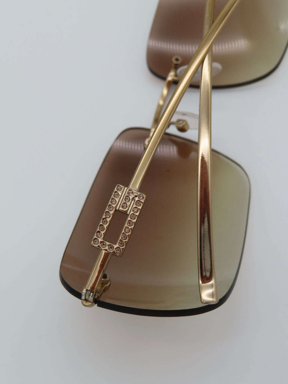Gucci Rimless Strass Sunglasses Gold