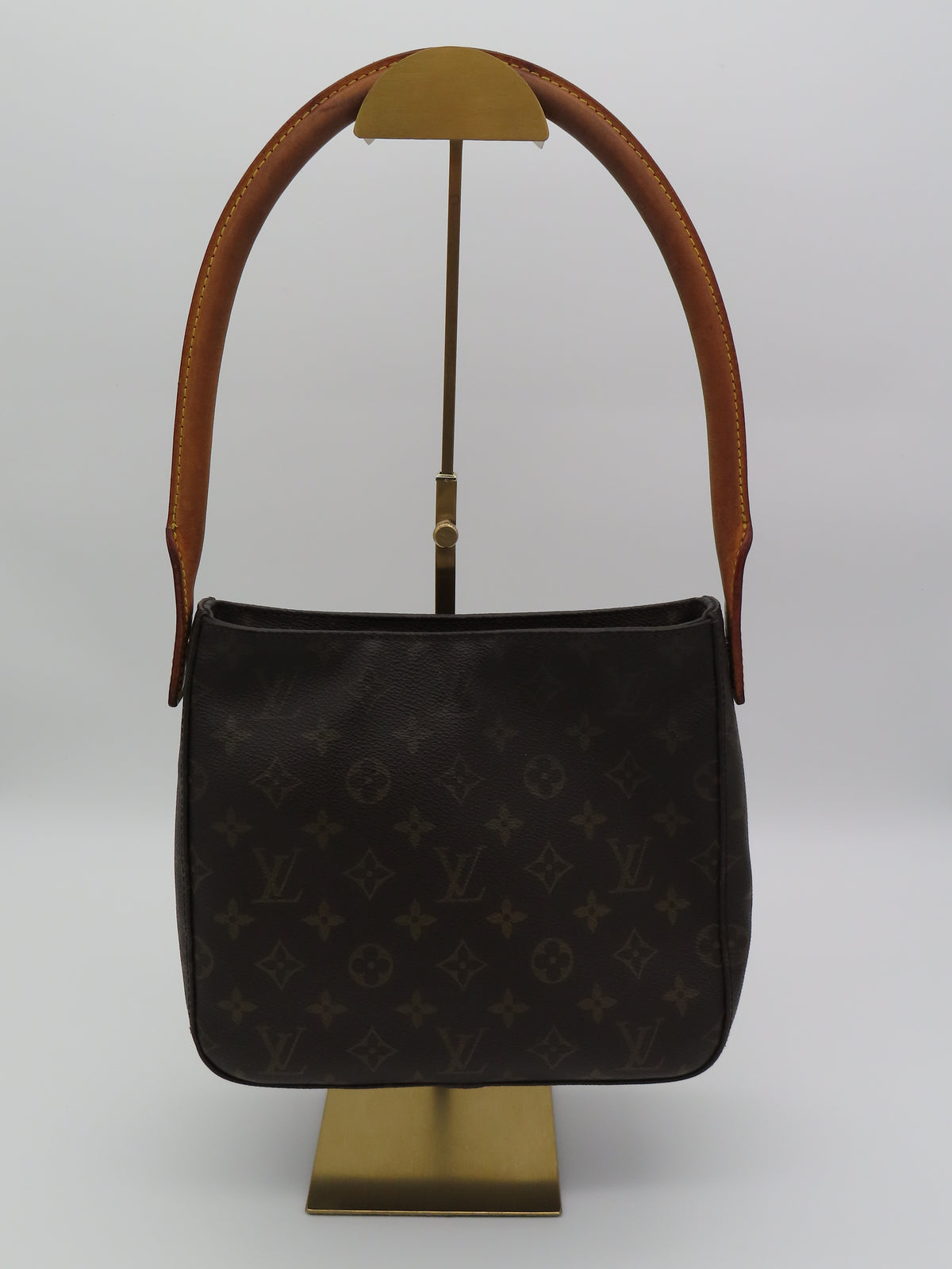 Louis Vuitton Looping MM