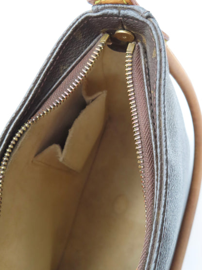 Louis Vuitton Looping MM