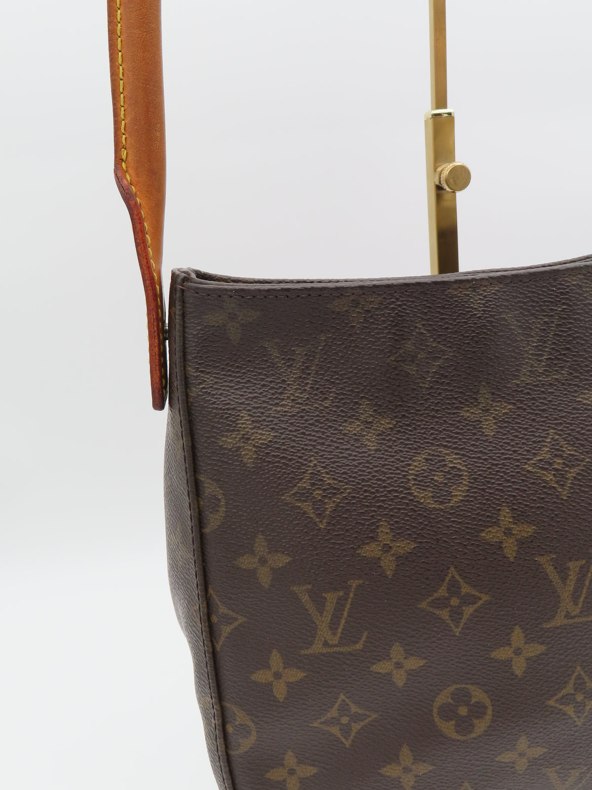 Louis Vuitton Looping MM