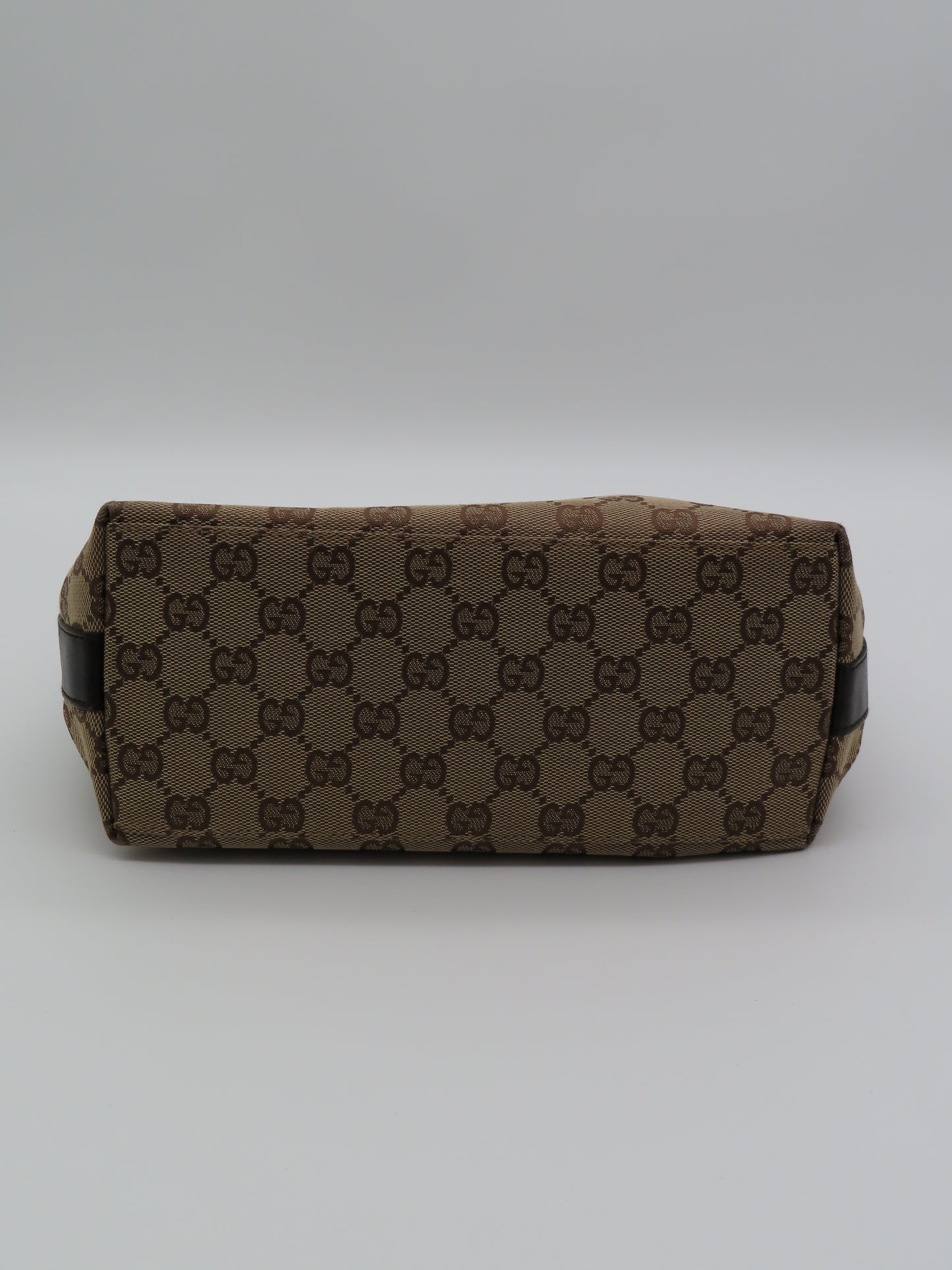 Gucci Hobo Clasp