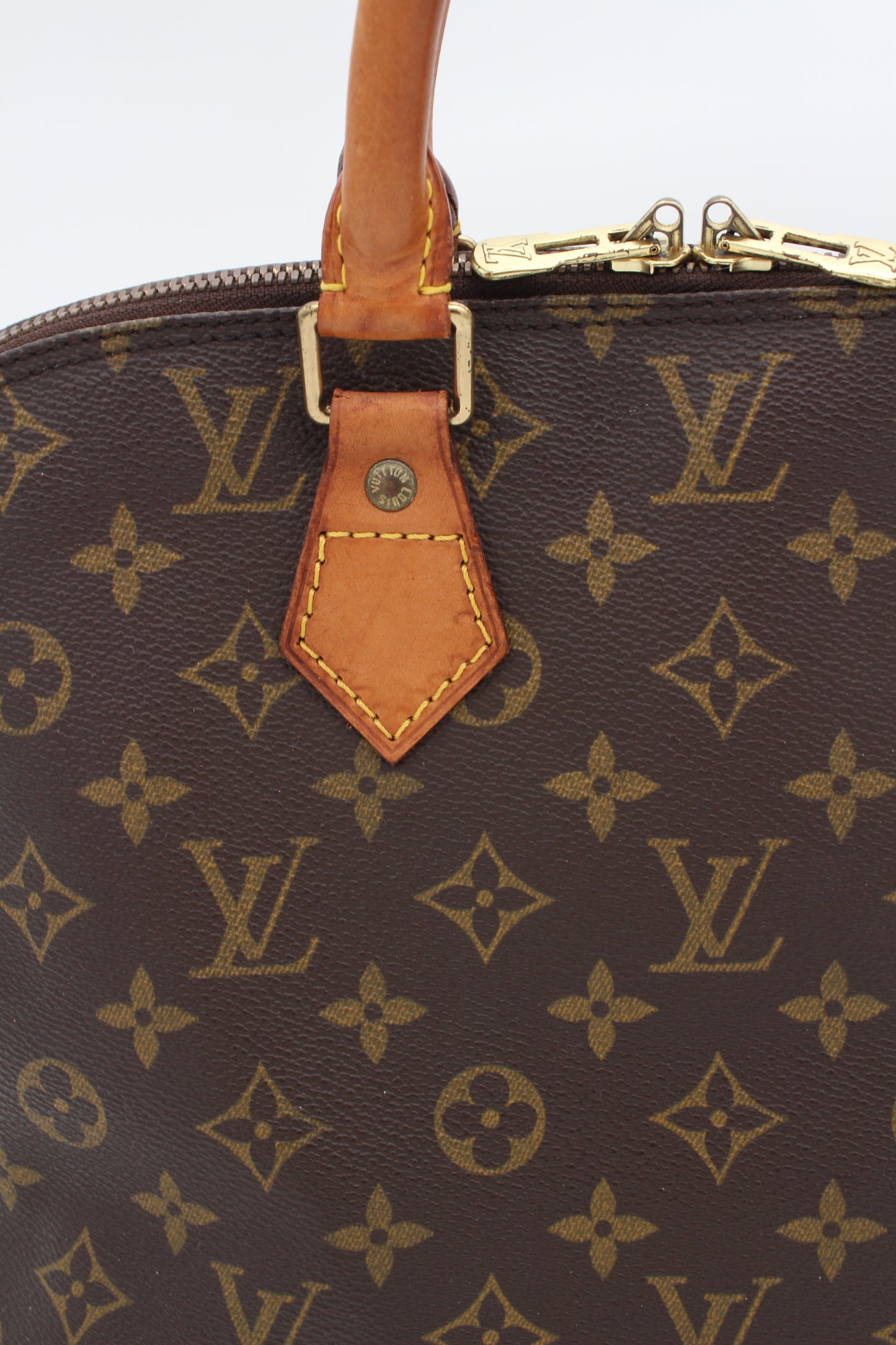 Louis Vuitton Alma PM