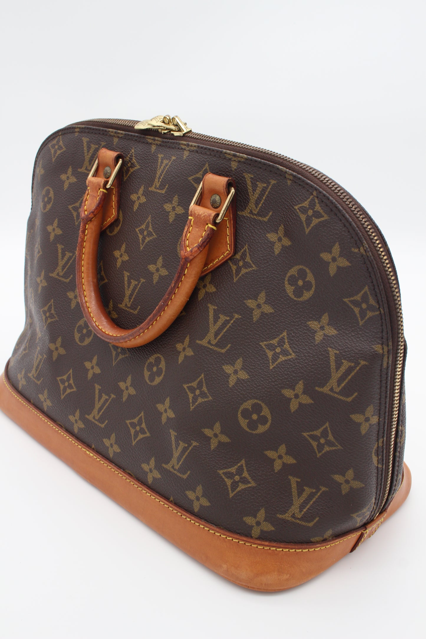 Louis Vuitton Alma PM