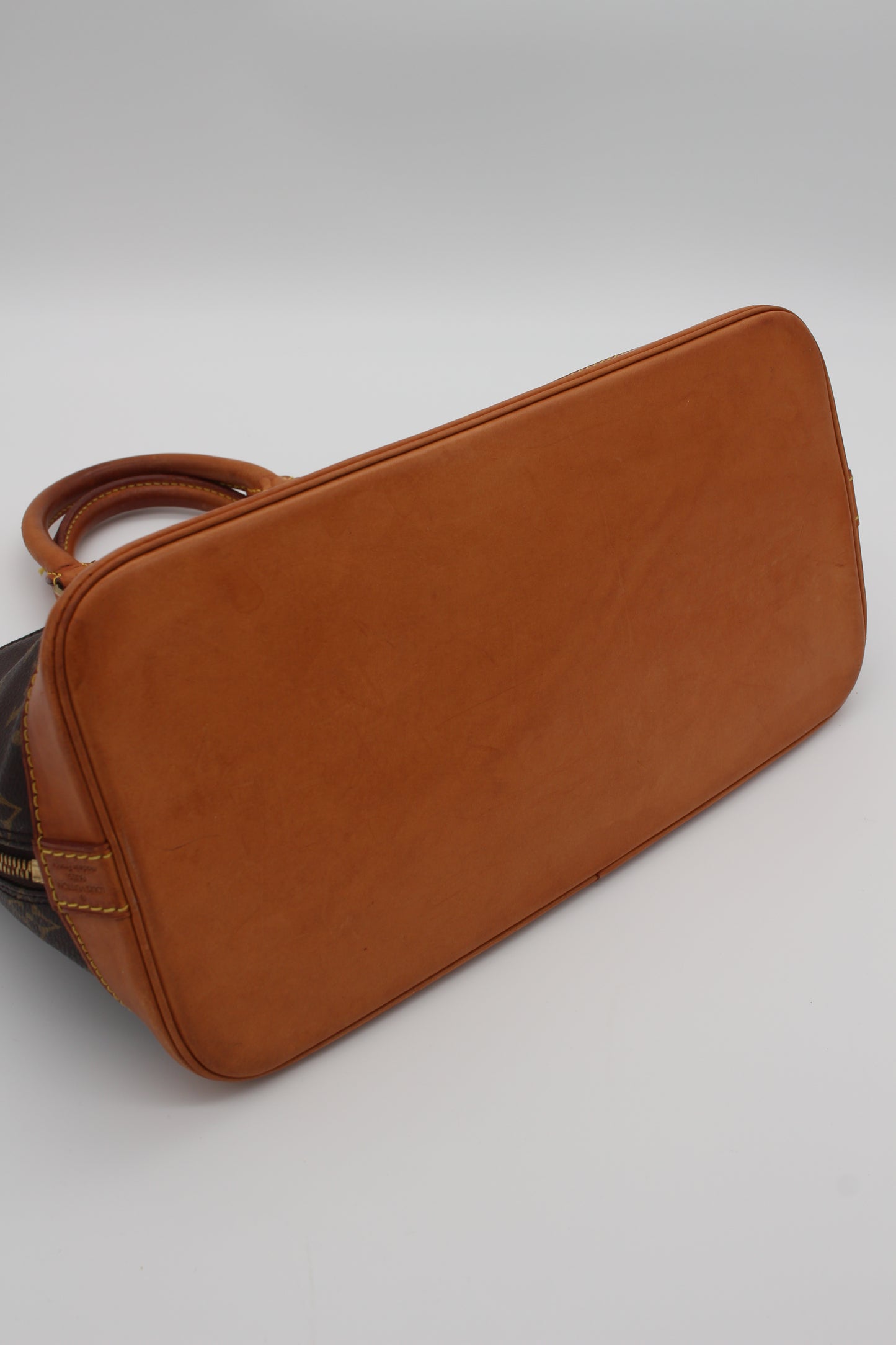 Louis Vuitton Alma PM