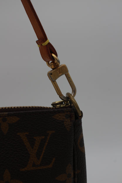 Louis Vuitton Pochette Accessoires