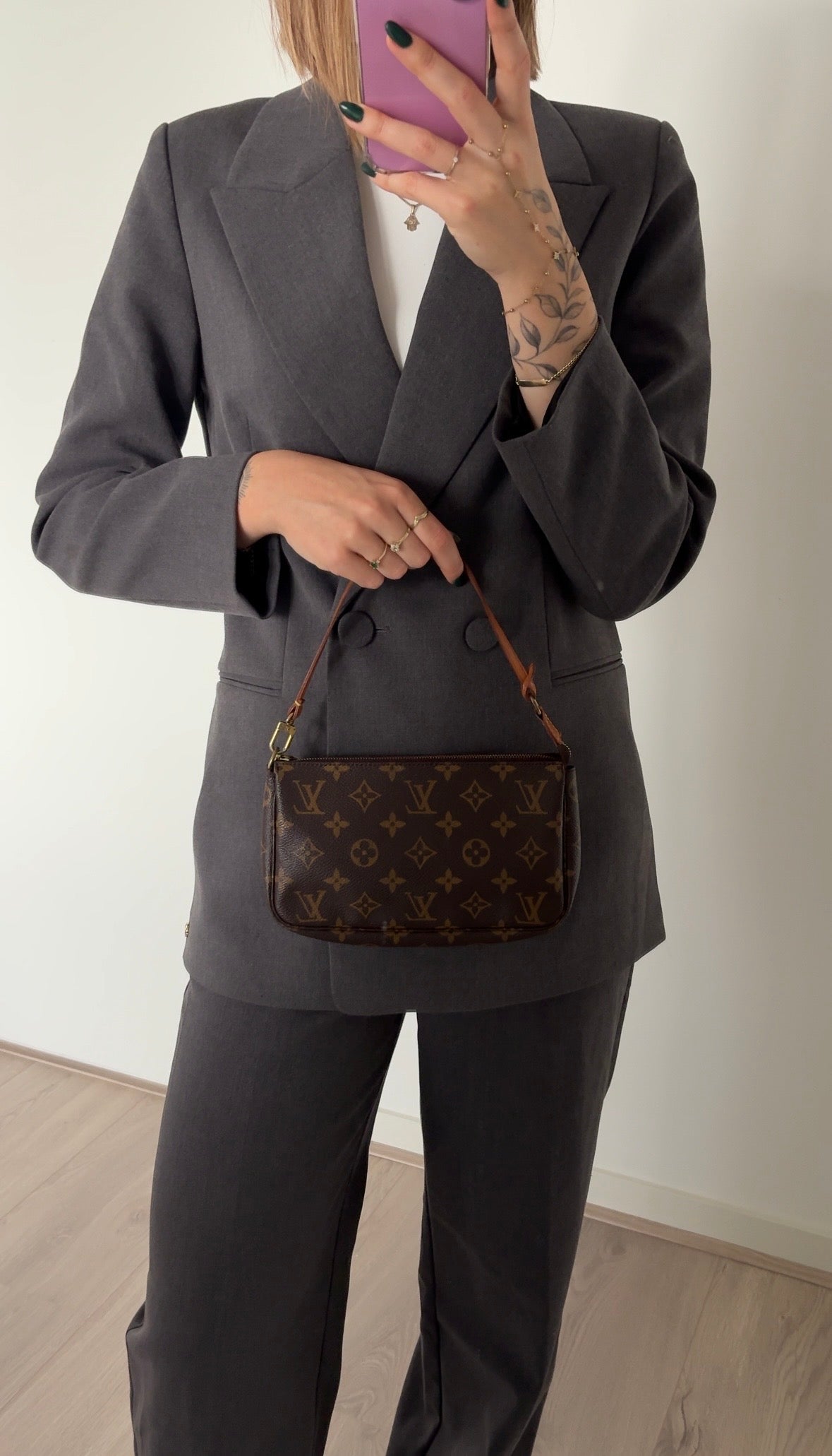 Louis Vuitton Pochette Accessoires